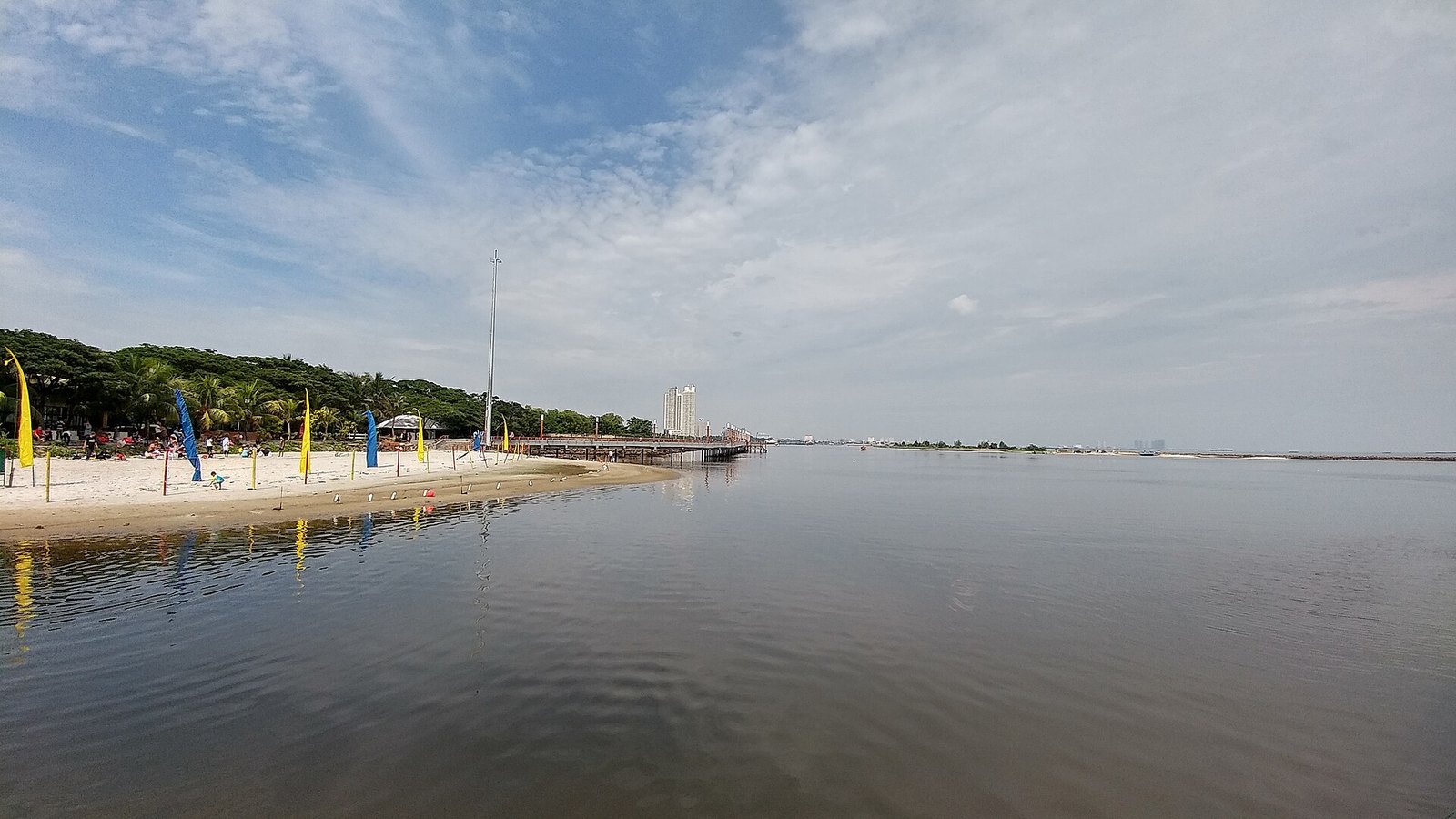 Ancol: Destinasi Rekreasi Tepi Pantai Kebanggaan Jakarta