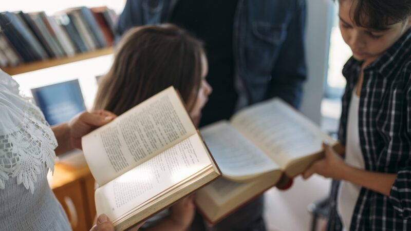 Book Club dan Komunitas Literasi Jakarta: Membaca Jadi Lebih Hidup