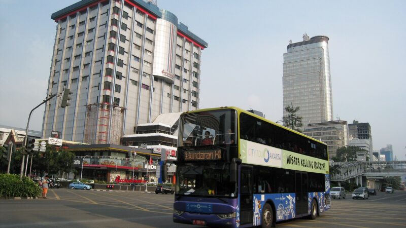 Bus Wisata Gratis Jakarta: Keliling Kota Naik Bus Tingkat Tanpa Bayar