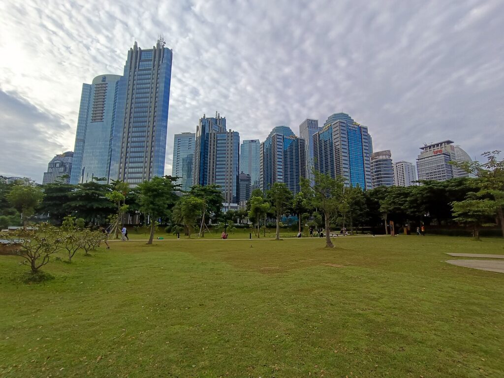 Hutan Kota GBK: Paru-Paru Baru di Jantung Senayan