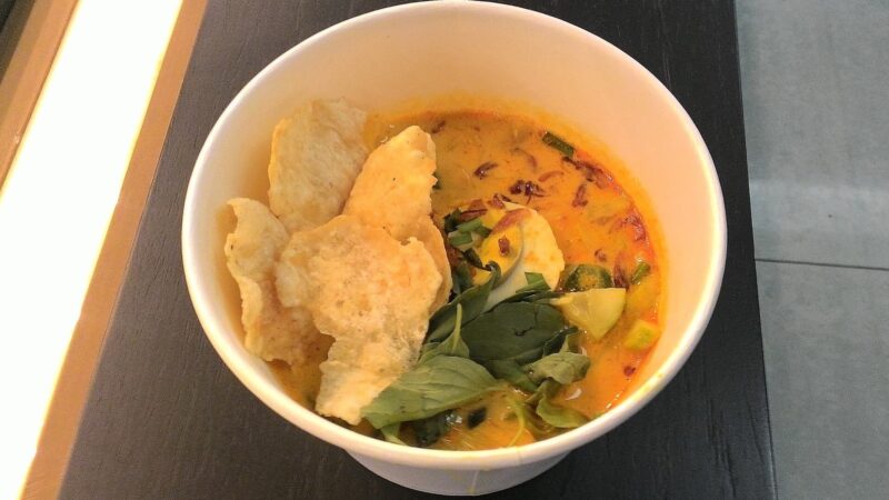 Laksa Betawi: Semangkuk Kuah Santan yang Mulai Langka
