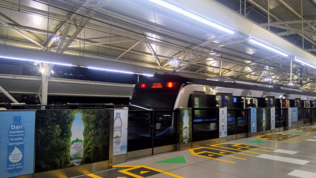 Naik MRT Jakarta untuk Pertama Kali: Panduan Langkah demi Langkah