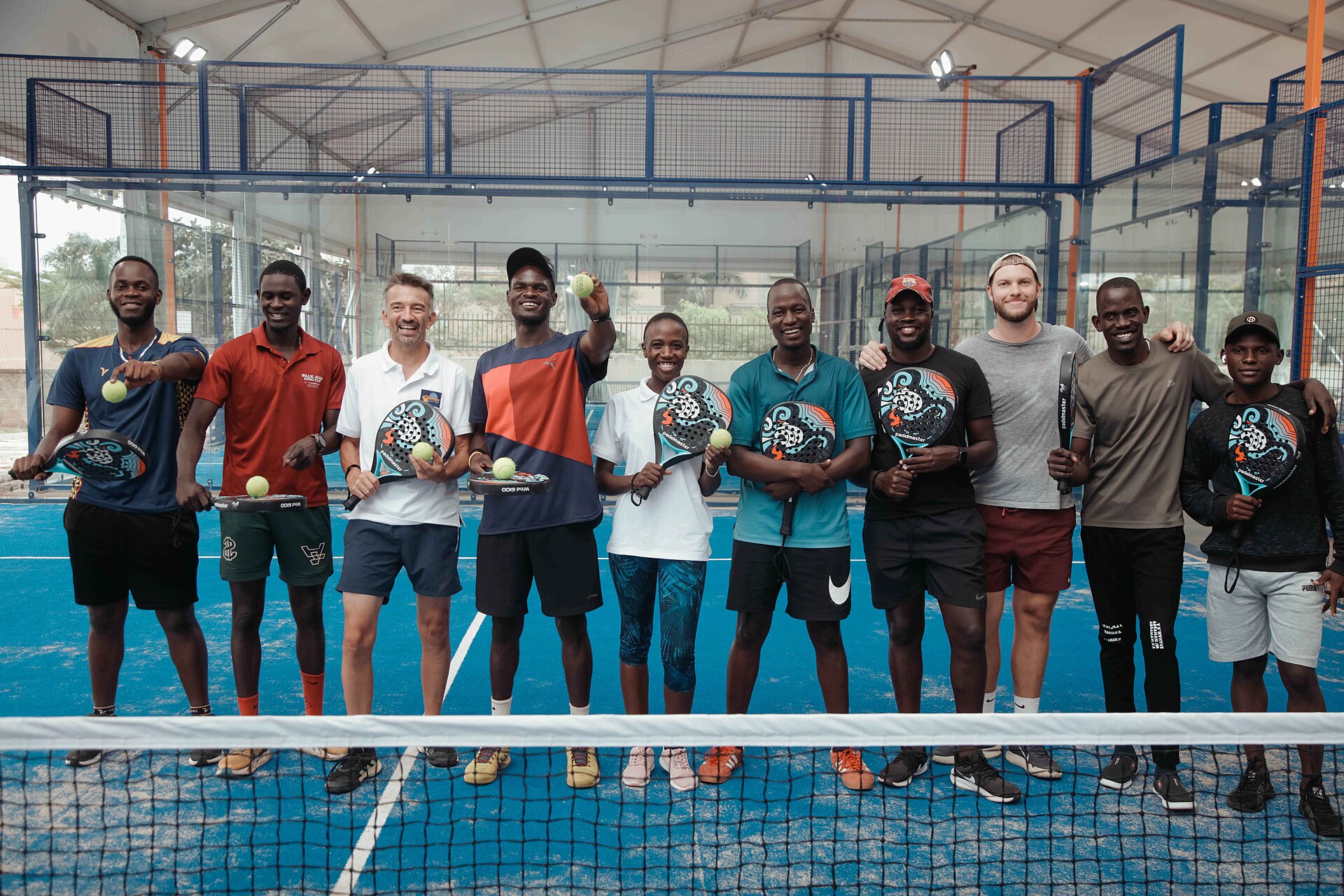 Pickleball dan Padel: Demam Raket Baru yang Melanda Jakarta
