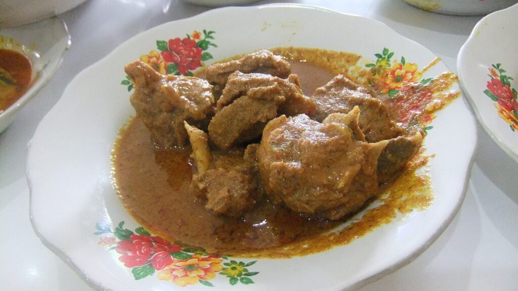 Hidangan kambing berkuah