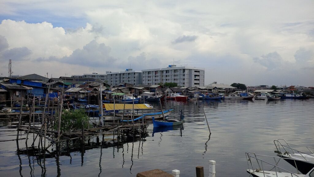 Waduk Pluit: Ruang Terbuka Hijau di Utara Jakarta