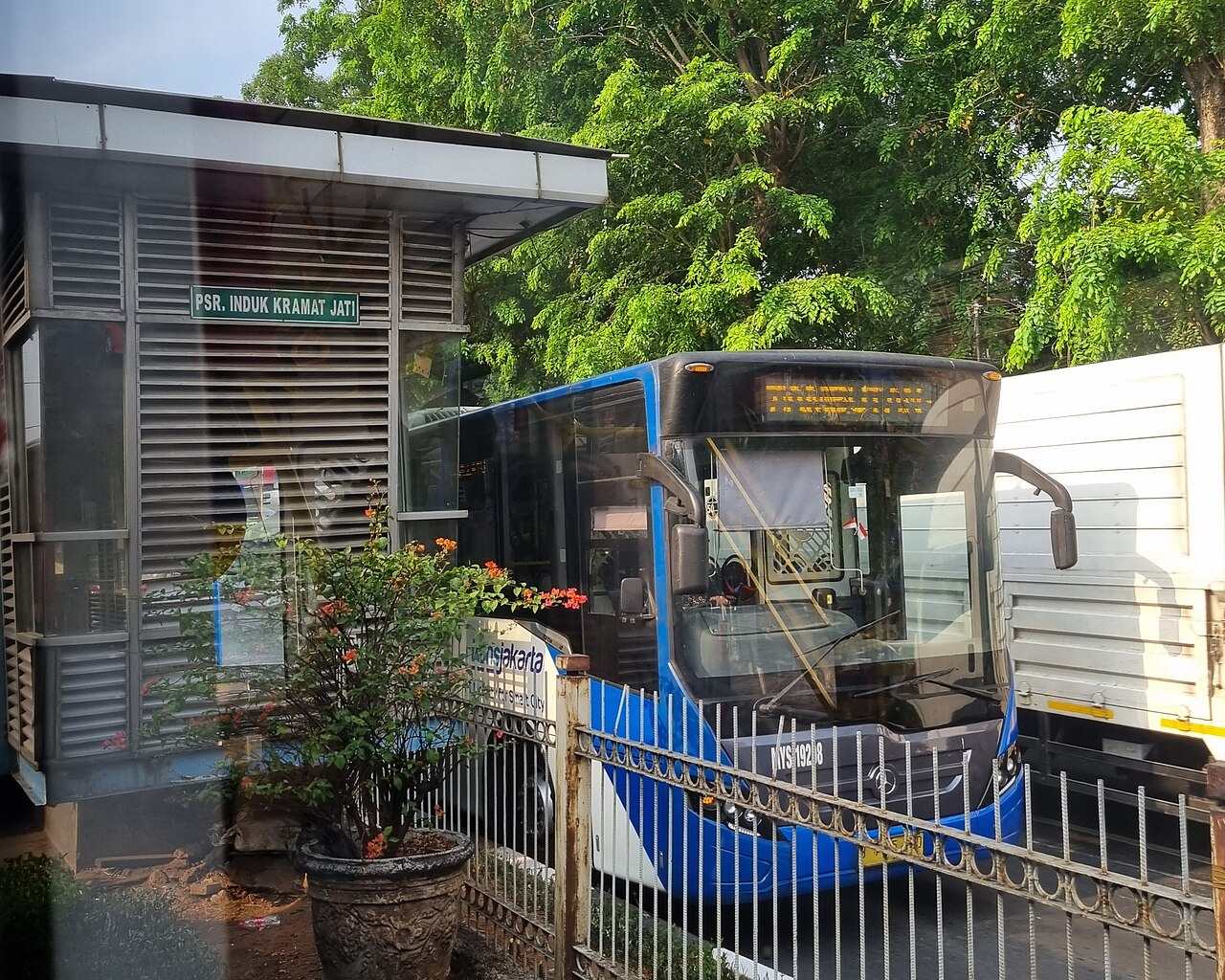 panduan kawasan kramat jati pasar induk dan rantai pangan jakarta