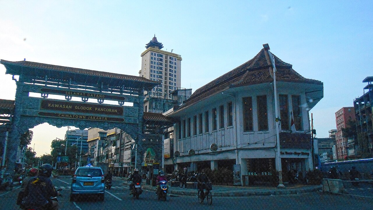 panduan kawasan taman sari glodok pecinan dan jantung jakarta lama