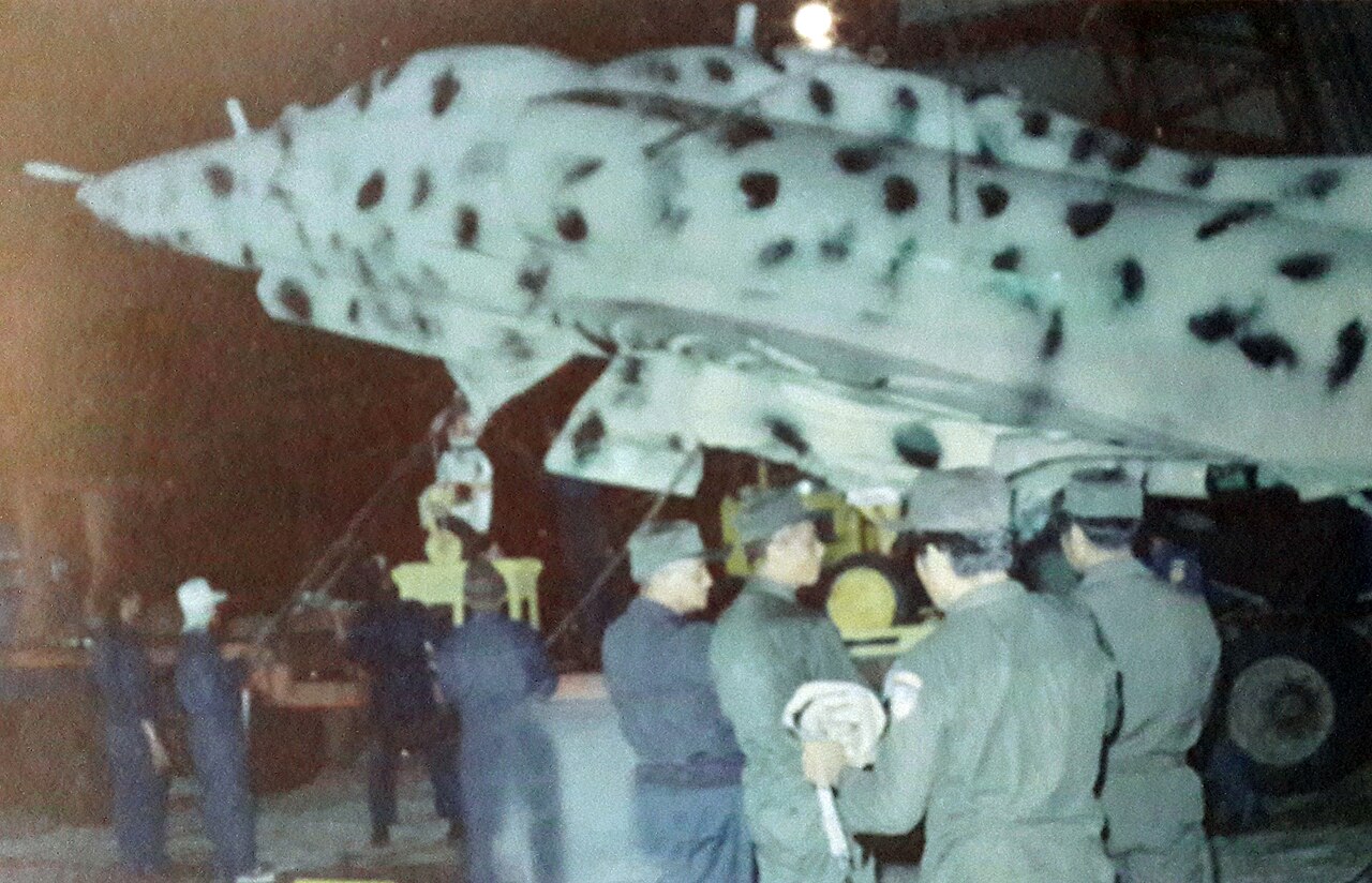 panduan kawasan tanjung priok pelabuhan terbesar indonesia dan kehidupan di sekitarnya